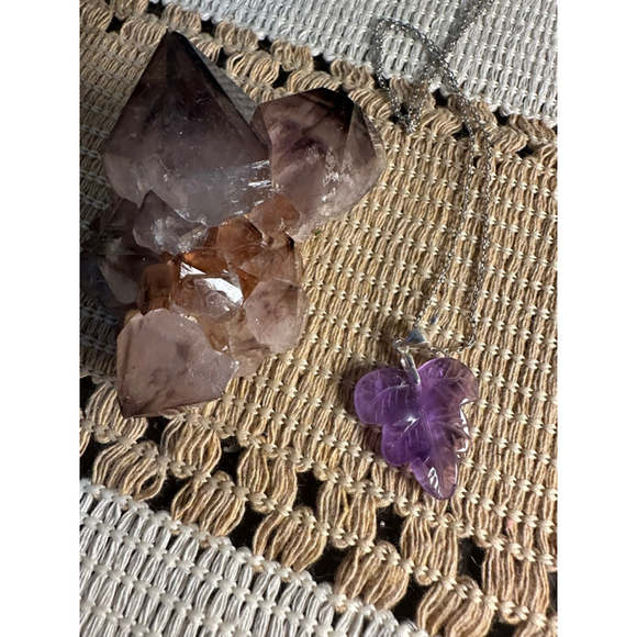 Amethyst Leaf Pendant Necklace - Picture 7 of 9